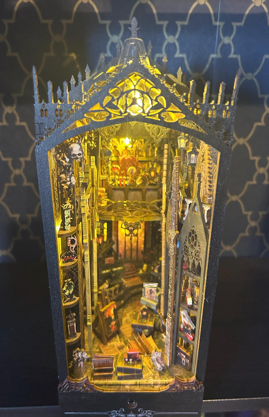 Assembled and Embellished William Castle Book Nook - with Music Box!