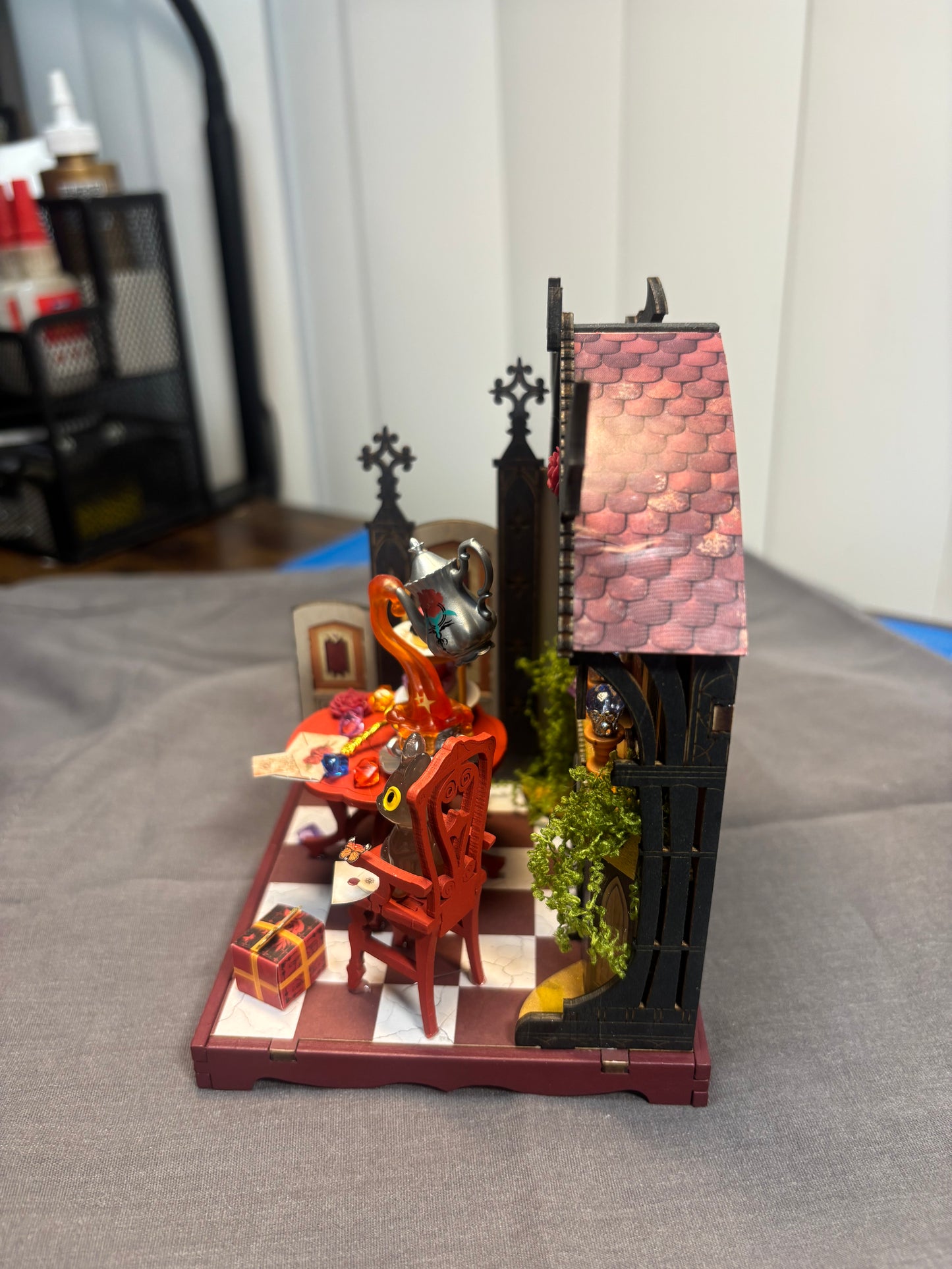 Rosa Salon Miniature House